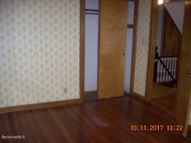 59 Holmes Road Pittsfield, MA 01201 - Photo 14 of 22 bed3