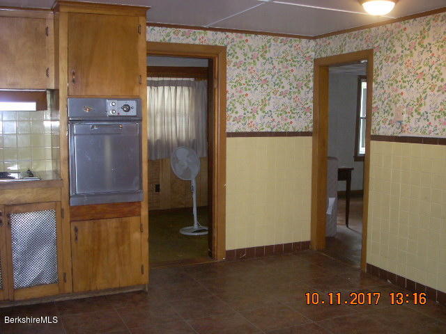 59 Holmes Road Pittsfield, MA 01201 - Photo 3 of 22 kitchen1