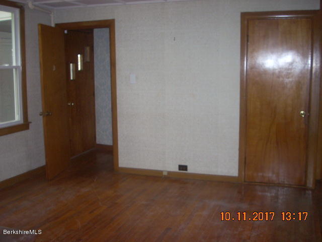 59 Holmes Road Pittsfield, MA 01201 - Photo 6 of 22 dining