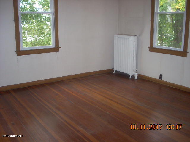 59 Holmes Road Pittsfield, MA 01201 - Photo 8 of 22 living