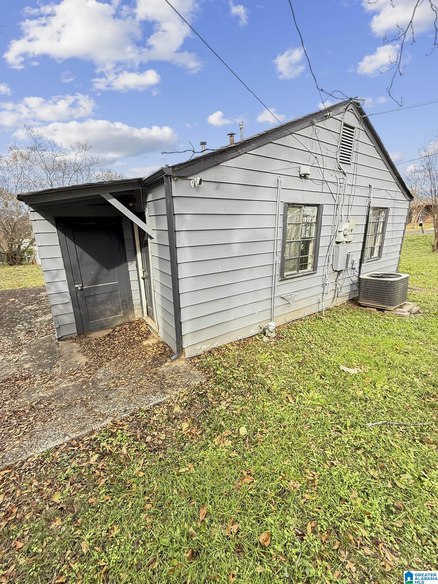 245 Flora Street Southwest Birmingham, AL 35211 - Photo 5 of 24