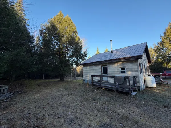 $125,000 | 2304 Maxwell Road, Springfield, ME 04487