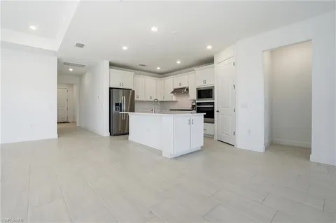 $675,000 | 1954 Fresno Avenue, Naples, FL 34120