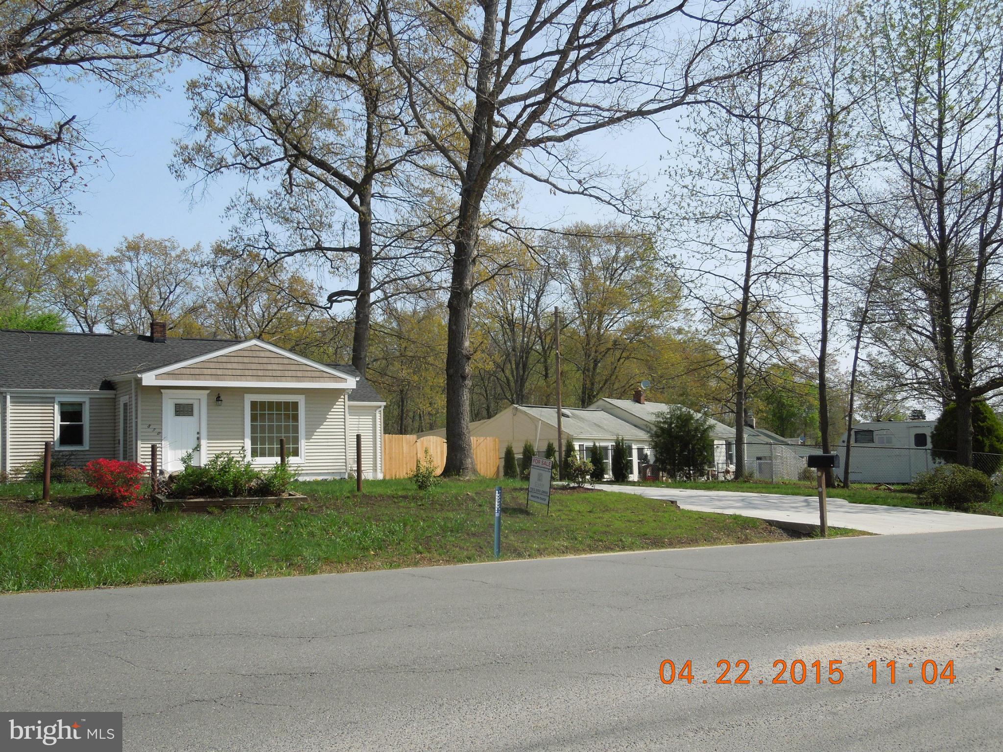 8506 Rugby Road Manassas Park, VA 20111 - Photo 3 of 28 Exterior (Front)