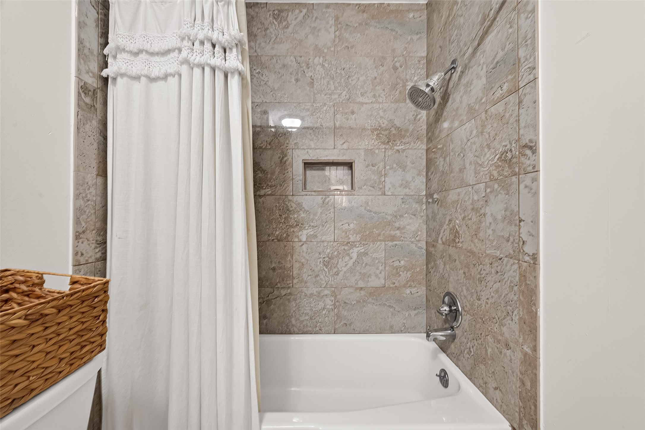 8831 Sandstone Road Houston, TX 77036 - Photo 22 of 30