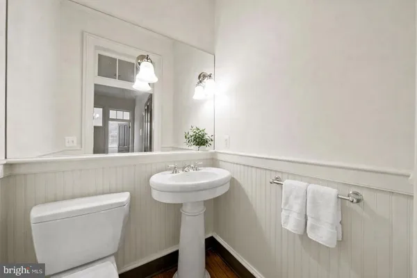 $3,300 | 415 William Street, Unit A, Fredericksburg, VA 22401