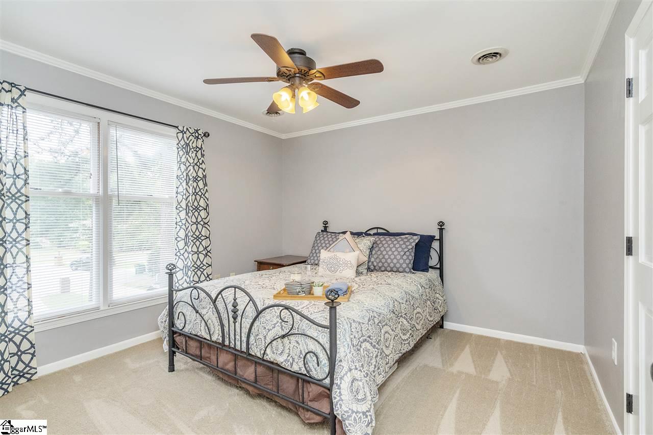 214 Loblolly Lane Greenville, SC 29607 - Photo 18 of 35 Gallery Image 18