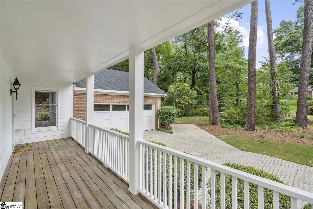 214 Loblolly Lane Greenville, SC 29607 - Photo 24 of 35 Gallery Image 24