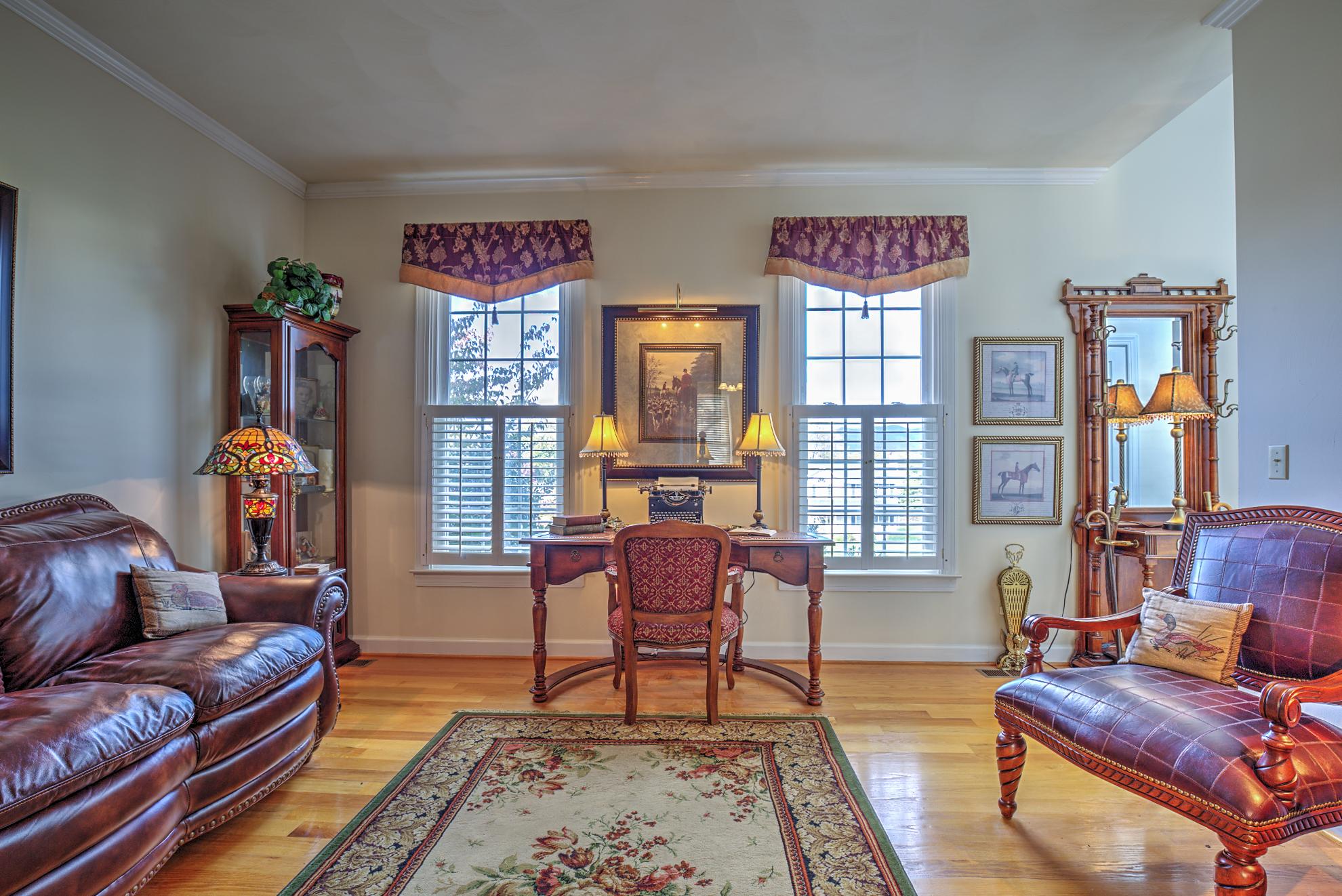 246 McIntosh Road Roanoke, VA 24019 - Photo 22 of 41 Office