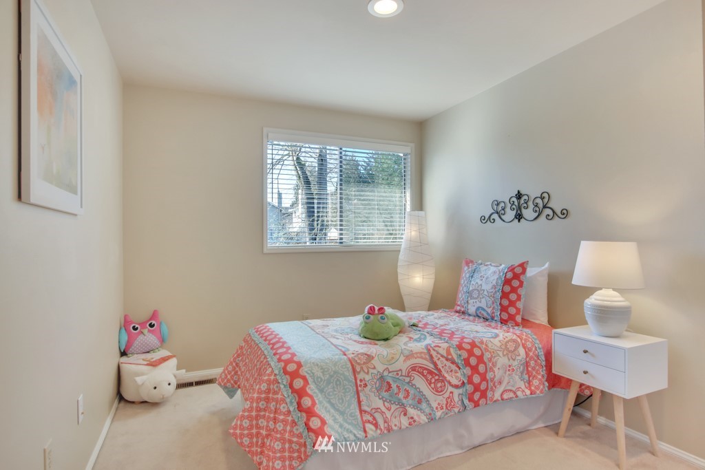 5053 Northeast 23rd Street Renton, WA 98059 - Photo 14 of 23