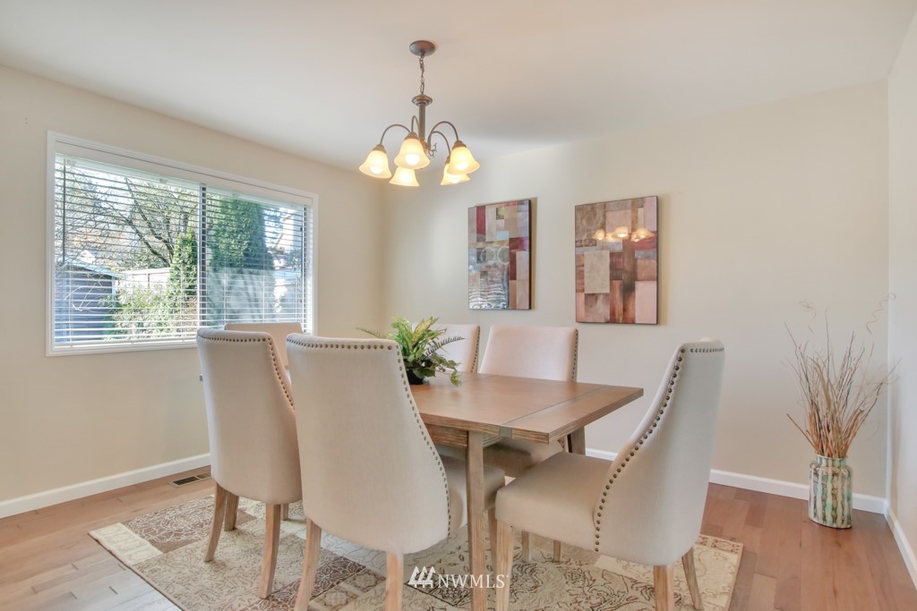 5053 Northeast 23rd Street Renton, WA 98059 - Photo 6 of 23