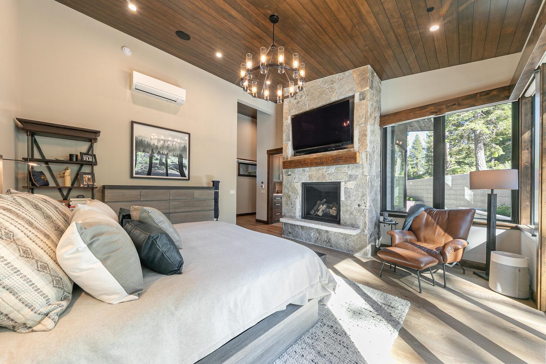 10645 Carson Range Road Truckee, CA 96161 - Photo 11 of 28