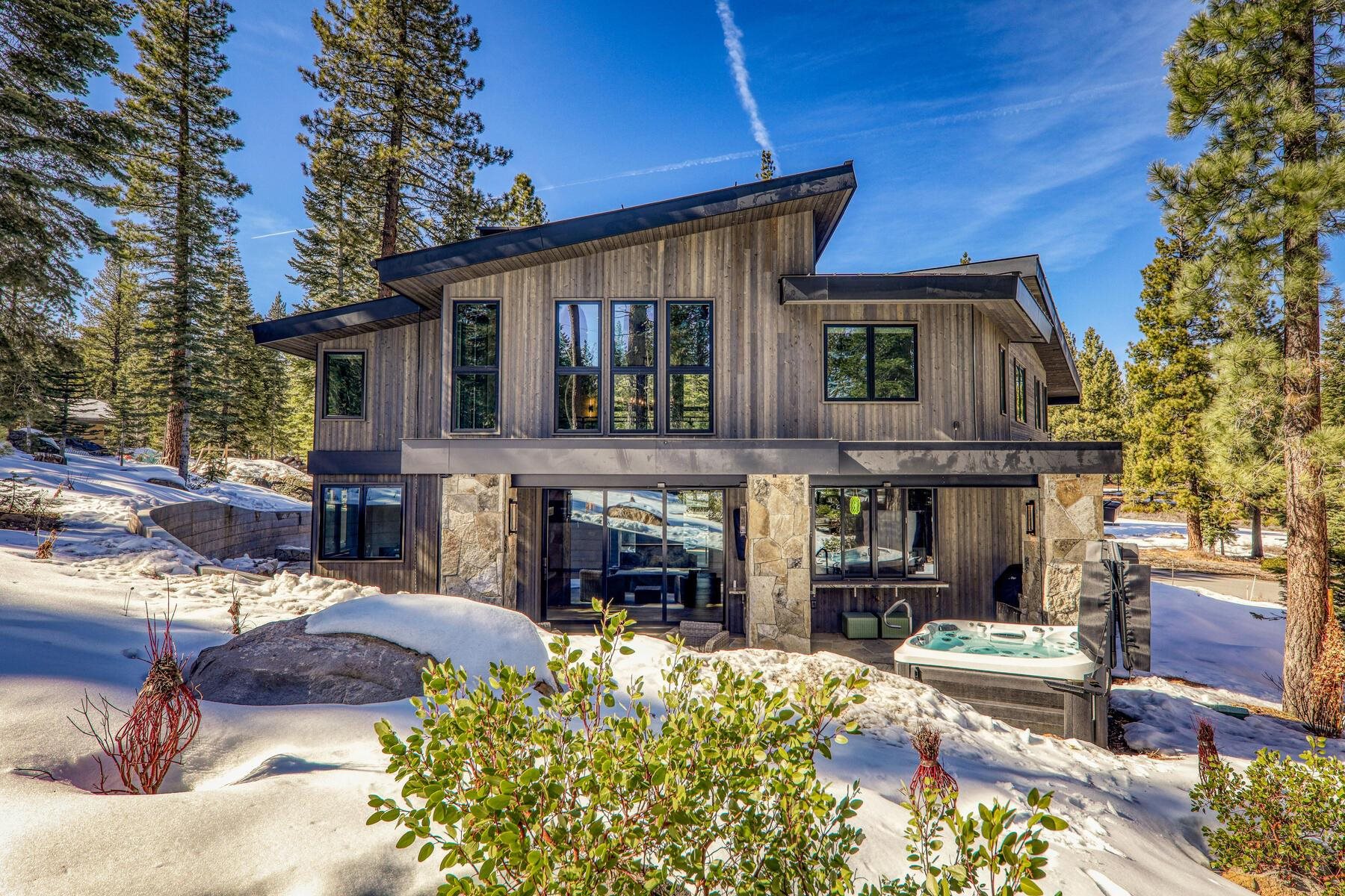 10645 Carson Range Road Truckee, CA 96161 - Photo 2 of 28