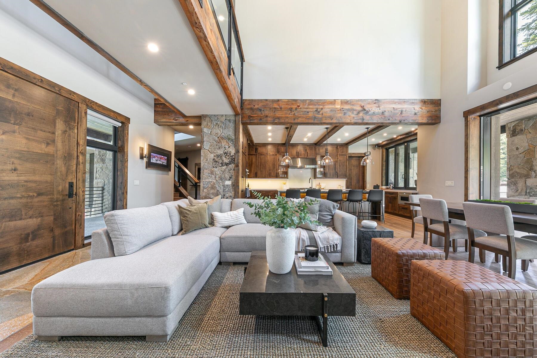 10645 Carson Range Road Truckee, CA 96161 - Photo 4 of 28 a living room with furniture and a painting