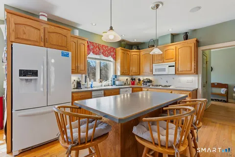 $1,295,000 | 53 A Oakridge Drive, Westbrook, CT 06498