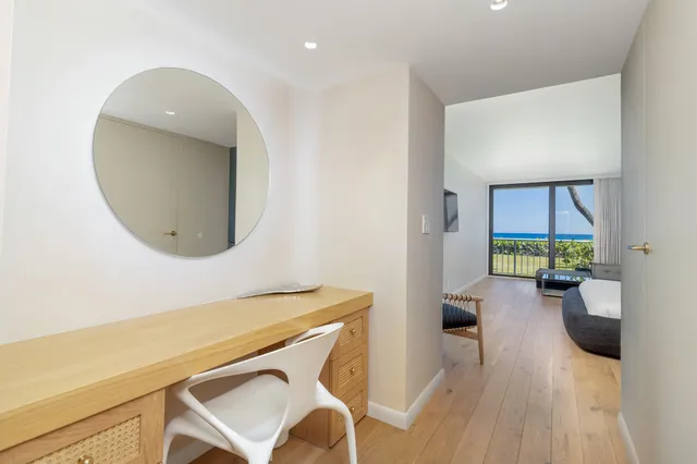 $4,950,000 | 3170 South Ocean Boulevard, Unit 203S, Palm Beach, FL 33480