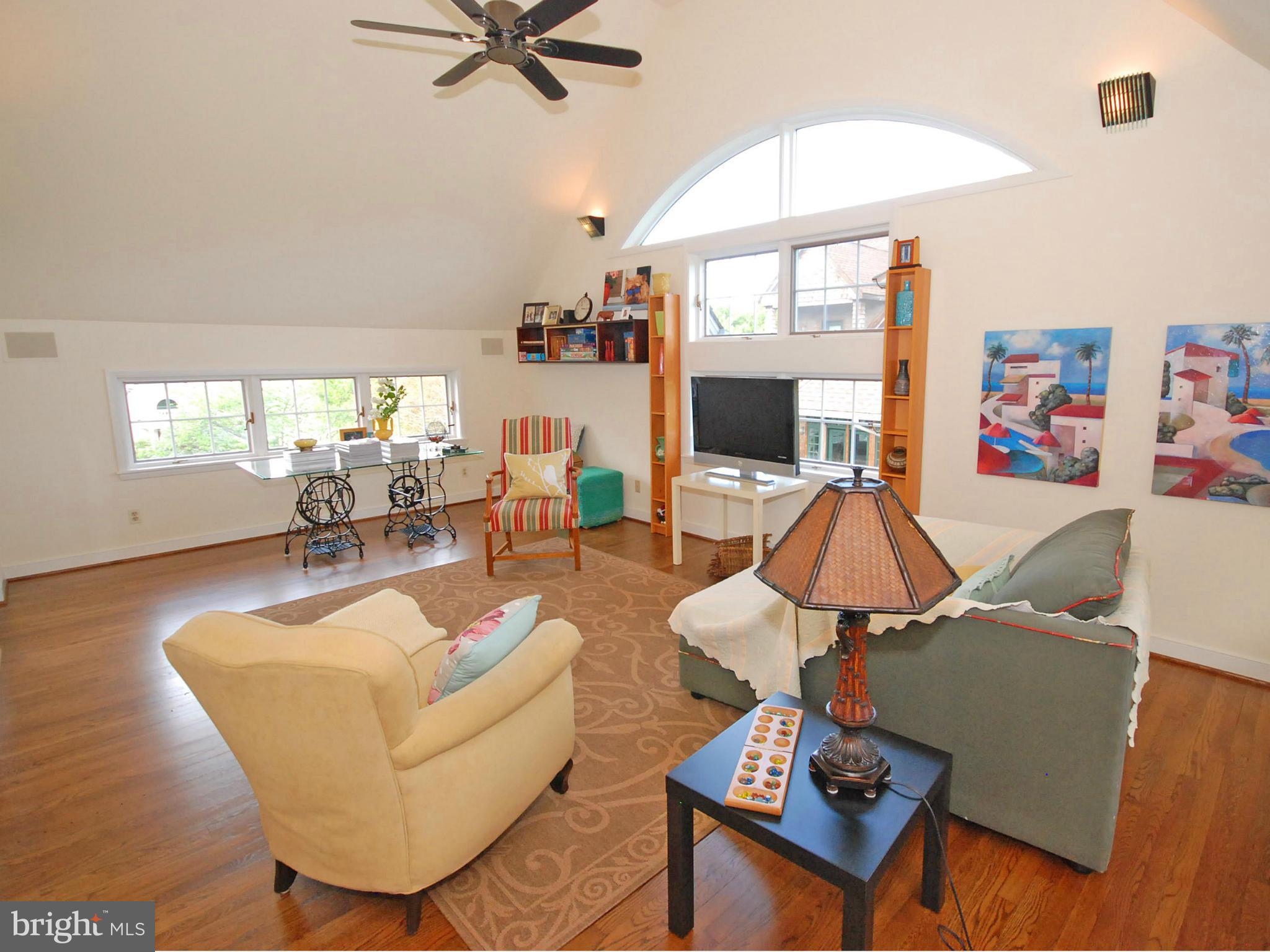 3309 Hidden River View Road Annapolis, MD 21403 - Photo 17 of 30 Interior (General)