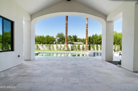 $6,450,000 | 6302 East Calle Del Norte, Scottsdale, AZ 85251