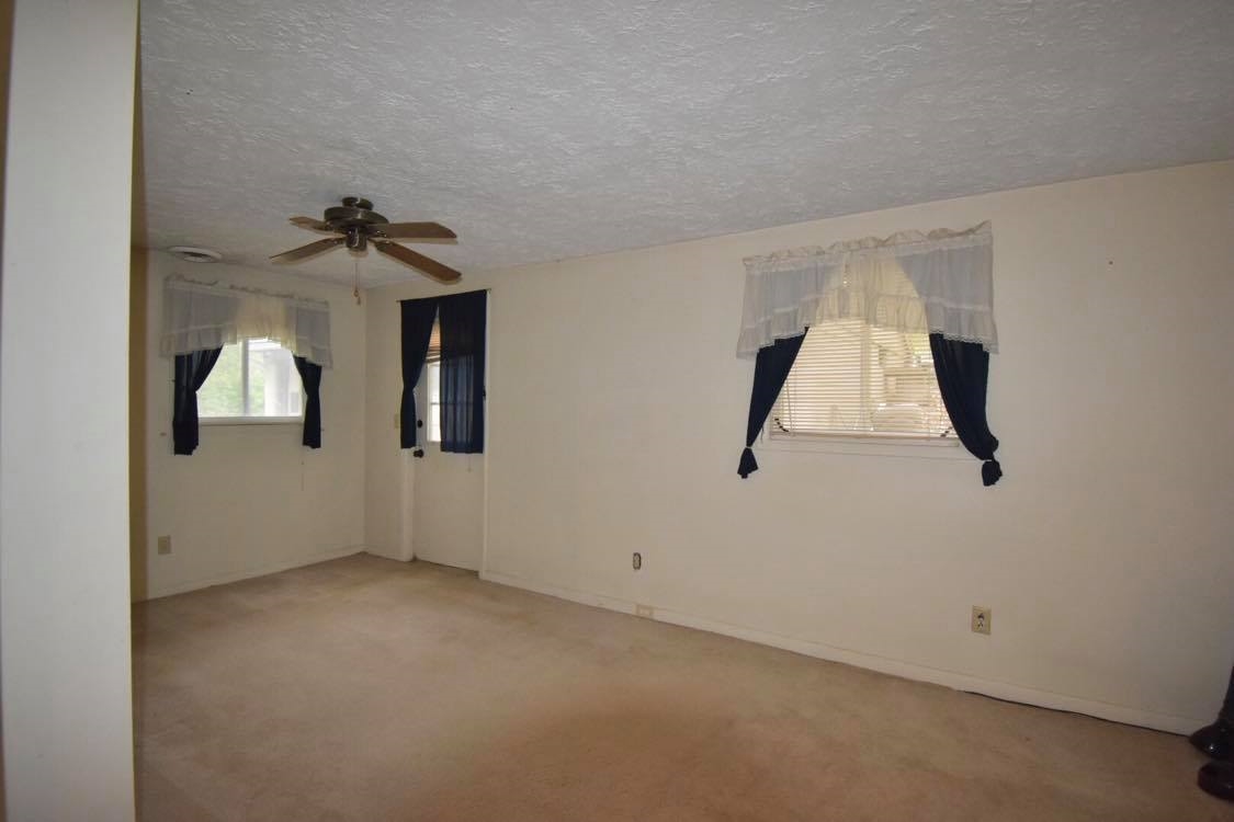 10262 East Dobson Road Bloomfield, IN 47424 - Photo 9 of 18