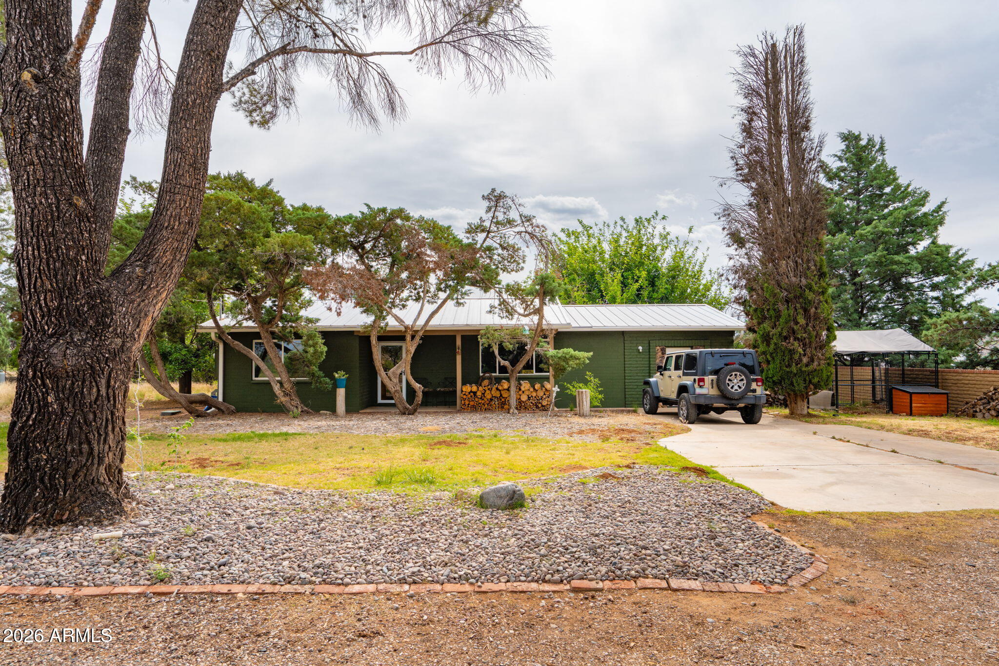 16-web-or-mls-3355-s-owl-slick-rd