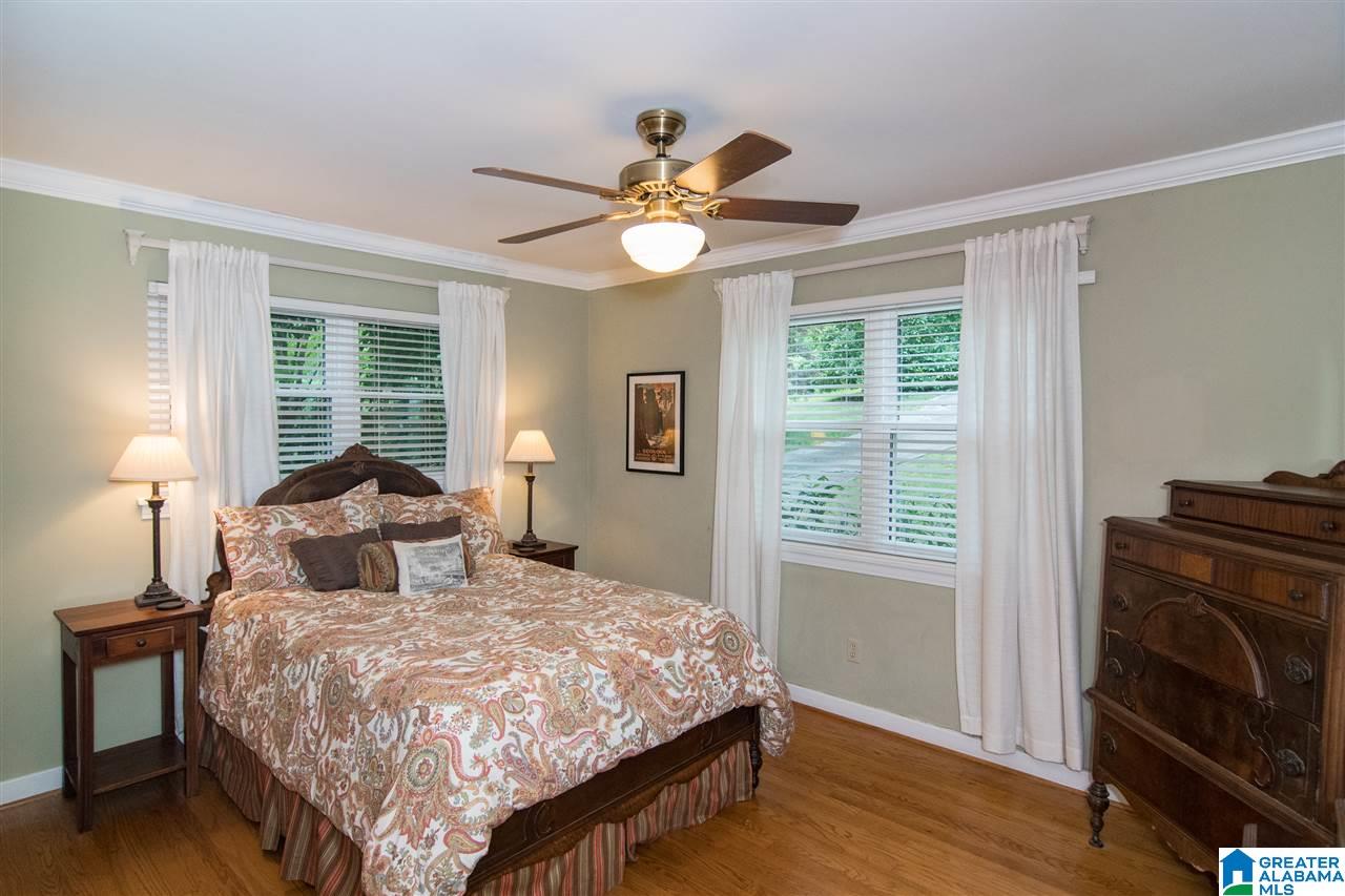 1911 Saulter Road Birmingham, AL 35209 - Photo 17 of 44