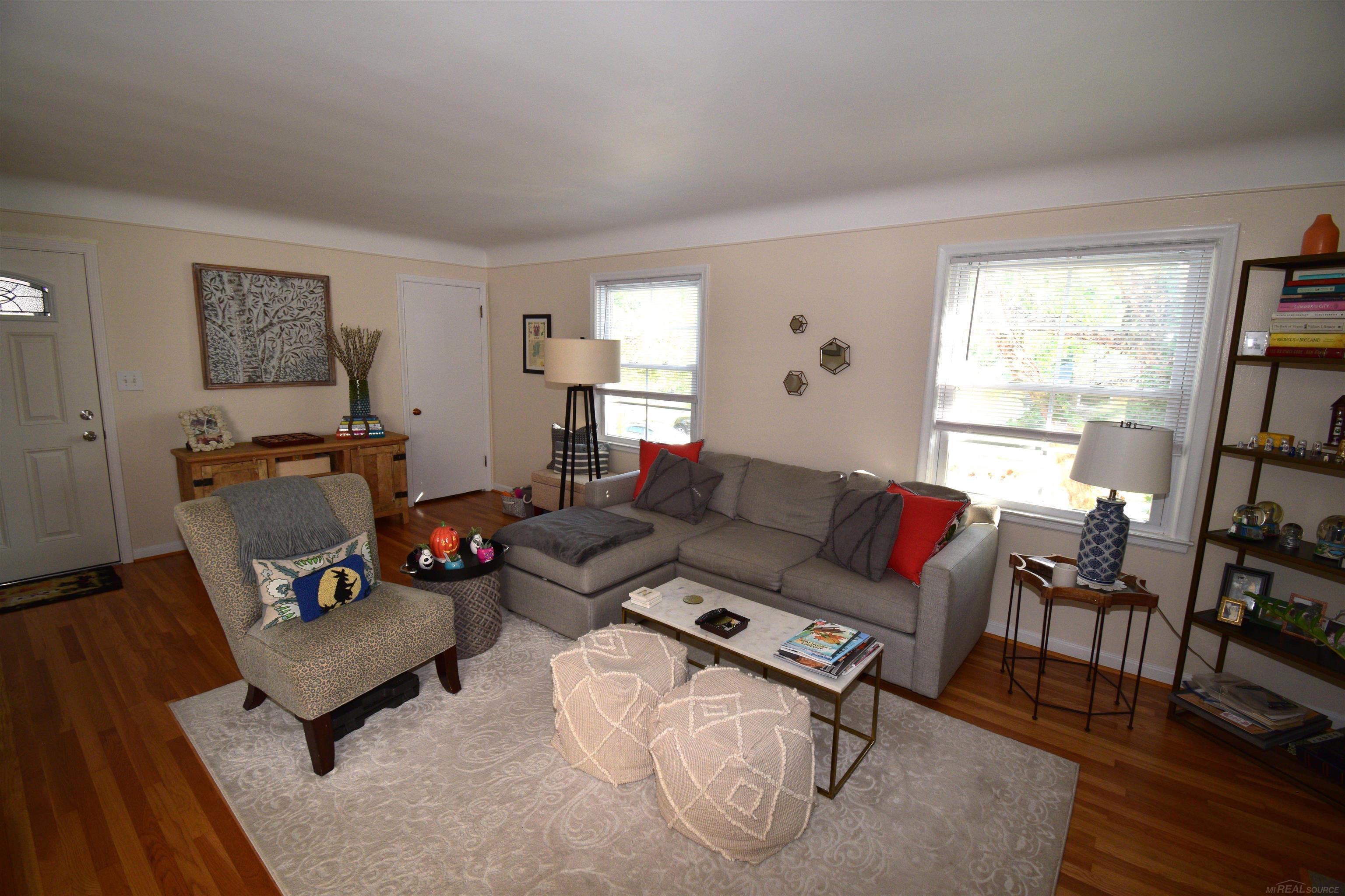 855 Harcourt Road Grosse Pointe Park, MI 48230 - Photo 25 of 68