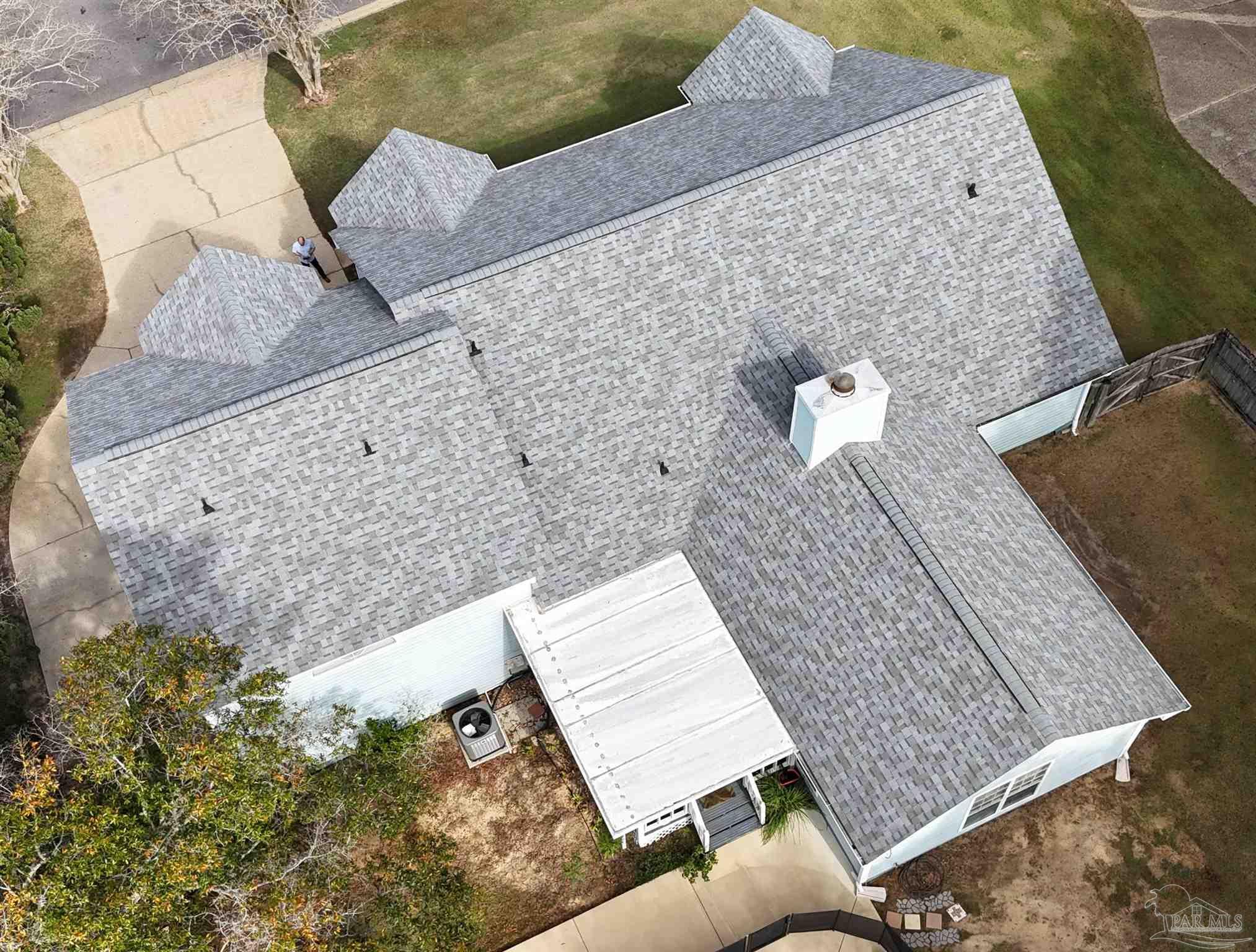 3249 Windmill Circle Cantonment, FL 32533 - Photo 3 of 44