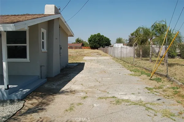 $2,195 | 16436 Foothill Boulevard, Unit 1/2, Fontana, CA 92335