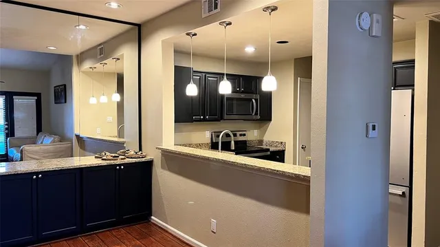 $1,200 | 8601 Park Lane, Unit 427, Dallas, TX 75231