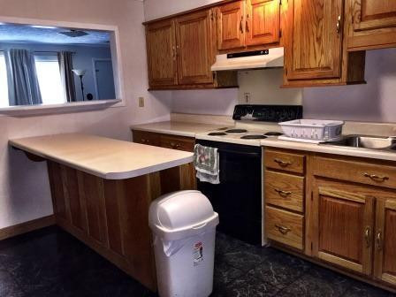 104 Bell Road Middlesboro, KY 40965 - Photo 10 of 21 Kitchen snack bar for those "in a h