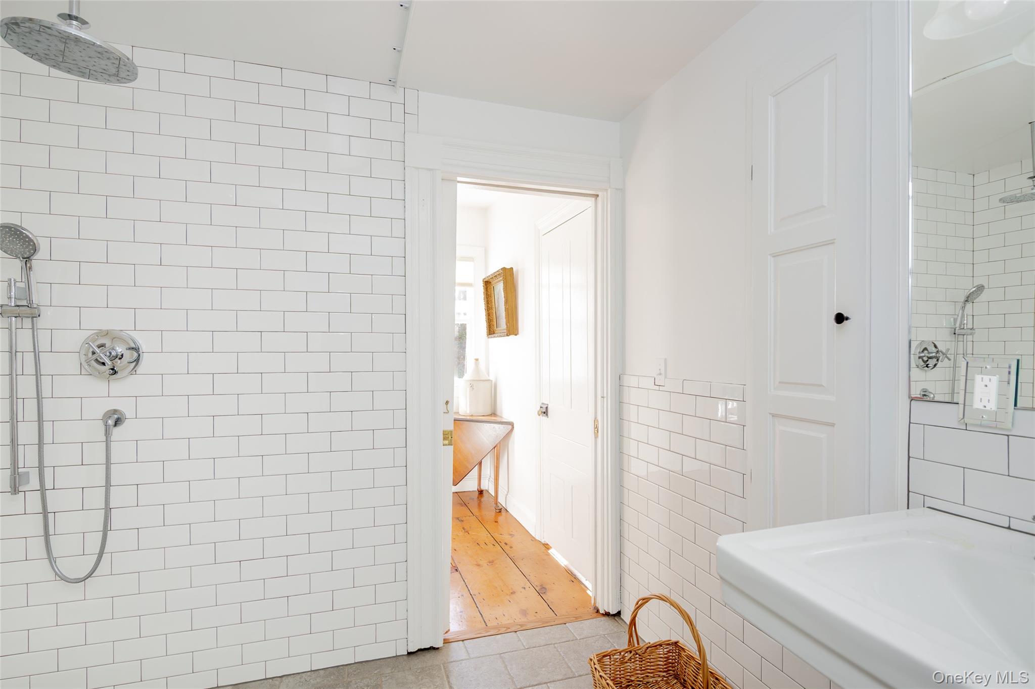78 Mecox Road Water Mill, NY 11976 - Photo 24 of 41 a bathroom with a bathtub and shower