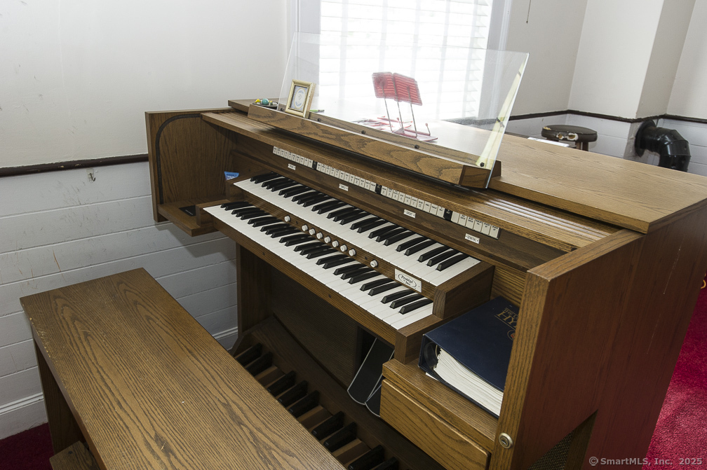 685 Kent Road New Milford, CT 06755 - Photo 17 of 34