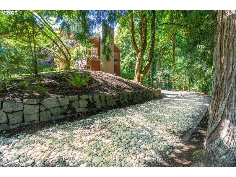 737 Northwest Spring Avenue Portland, OR 97229 - Photo 32 of 32