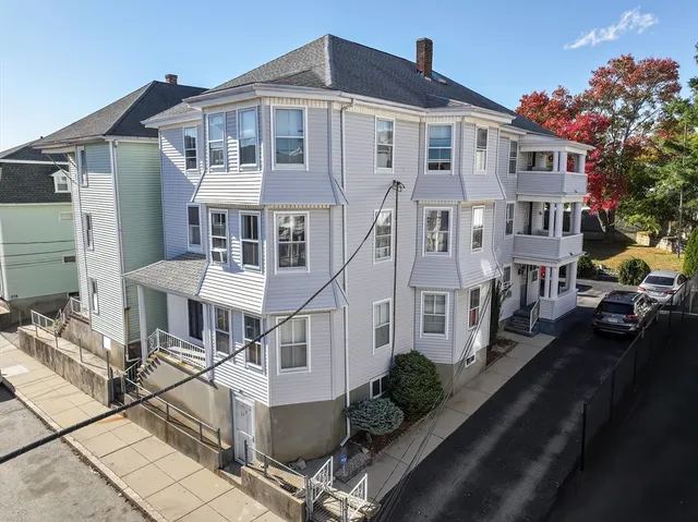 $845,000 | 31 Choate Street, Fall River, MA 02723