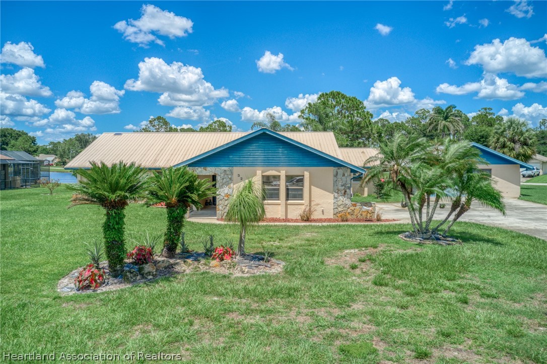 3207 Par Road Sebring, FL 33872 - Photo 3 of 34 Gallery Image 3