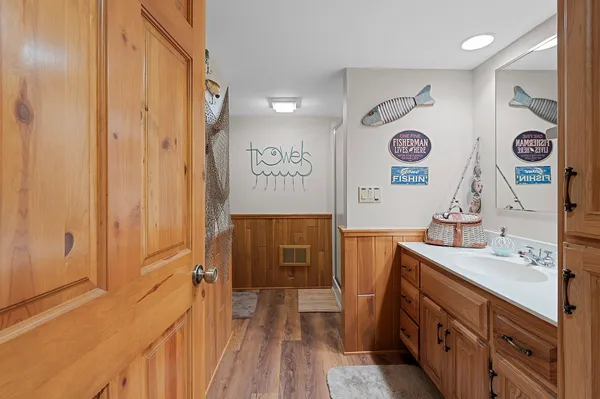 $1,075,000 | W1029 Highway Vv Keshena Wi 54135, Keshena, WI 54135