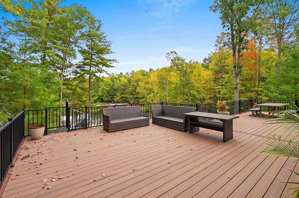 $1,075,000 | W1029 Highway Vv Keshena Wi 54135, Keshena, WI 54135