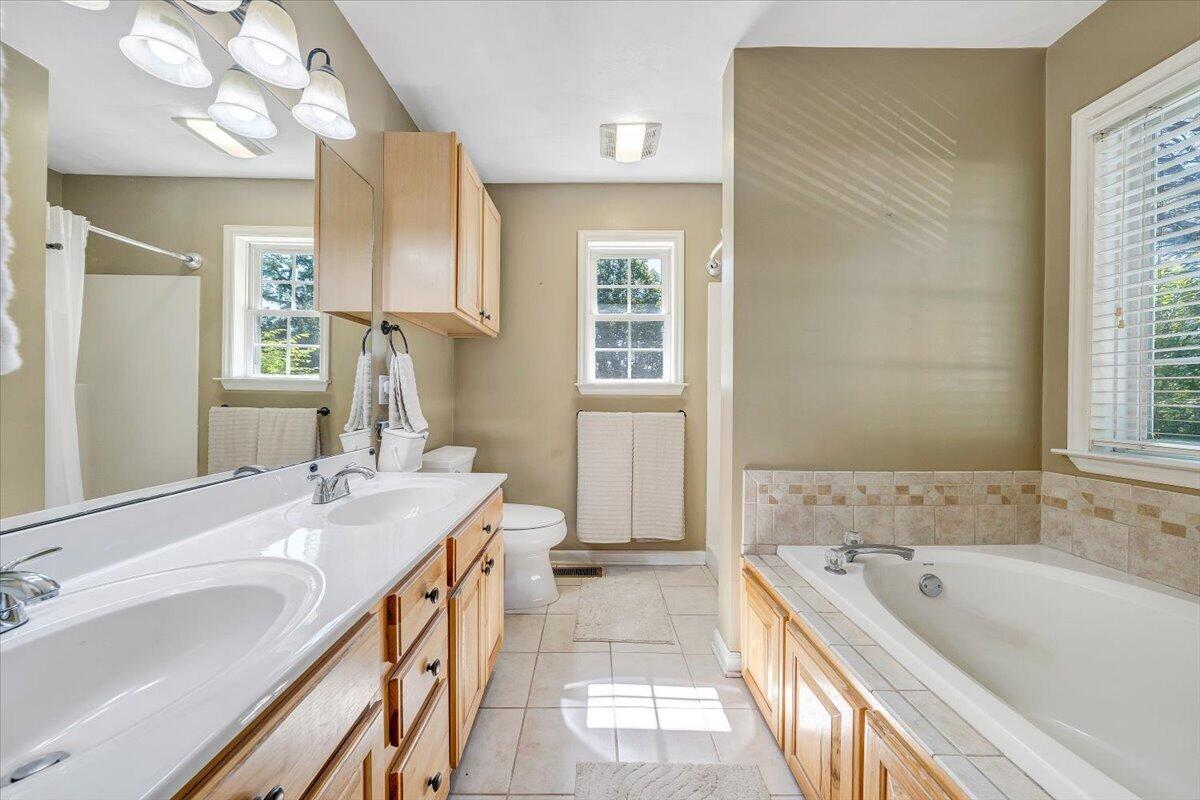 1425 Virginia Ridge Drive Hardy, VA 24101 - Photo 17 of 41 24-MIB09660