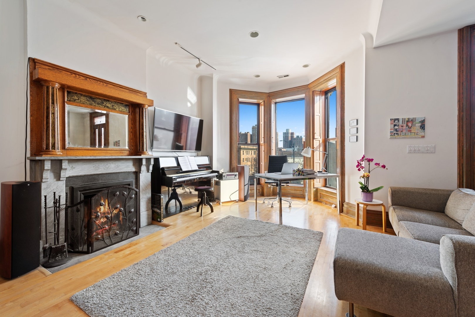 Undisclosed Address Chicago, IL 60614 - Photo 2 of 15