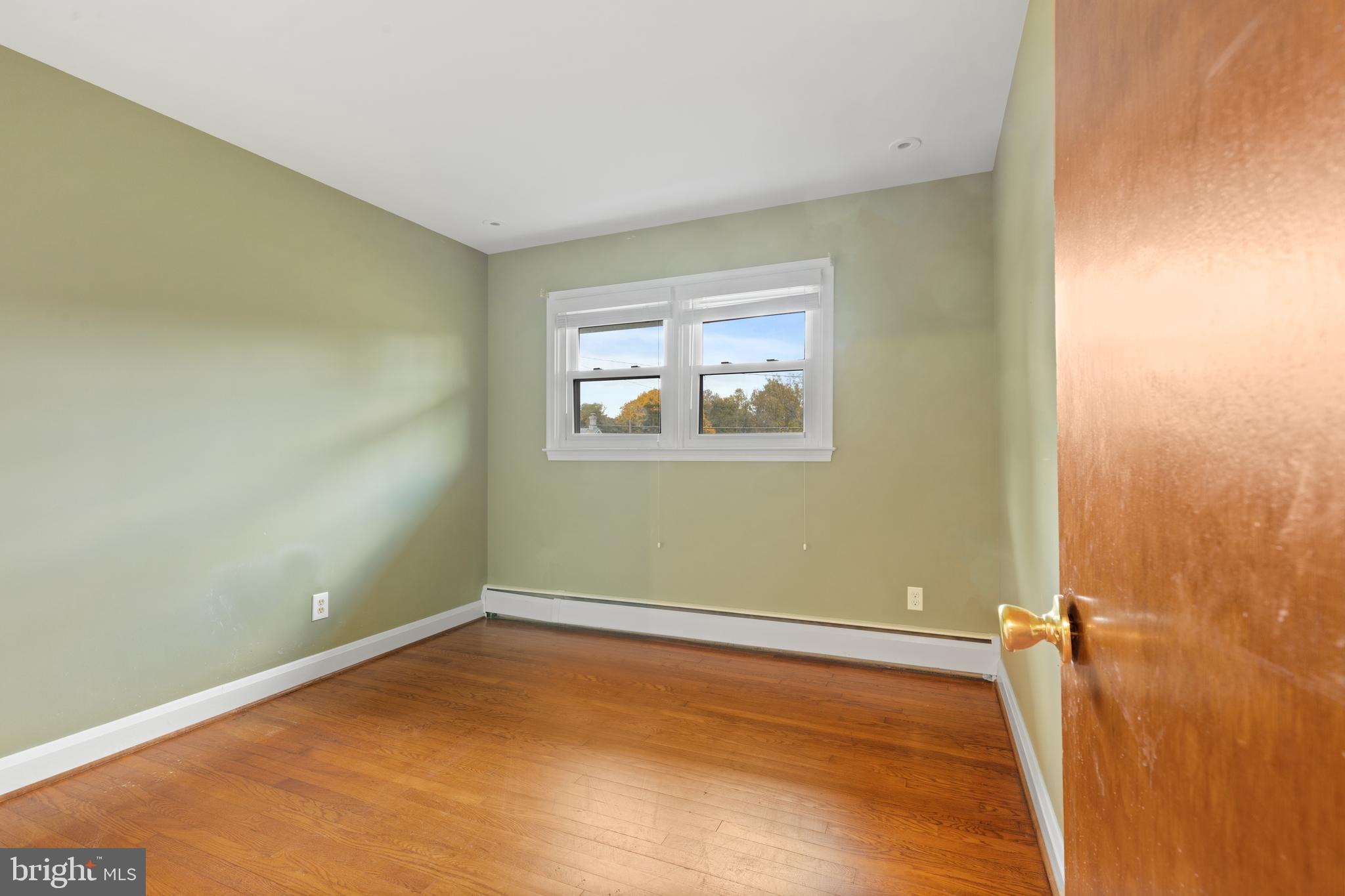14914 Falls Road Reisterstown, MD 21136 - Photo 23 of 44 Bedroom 2