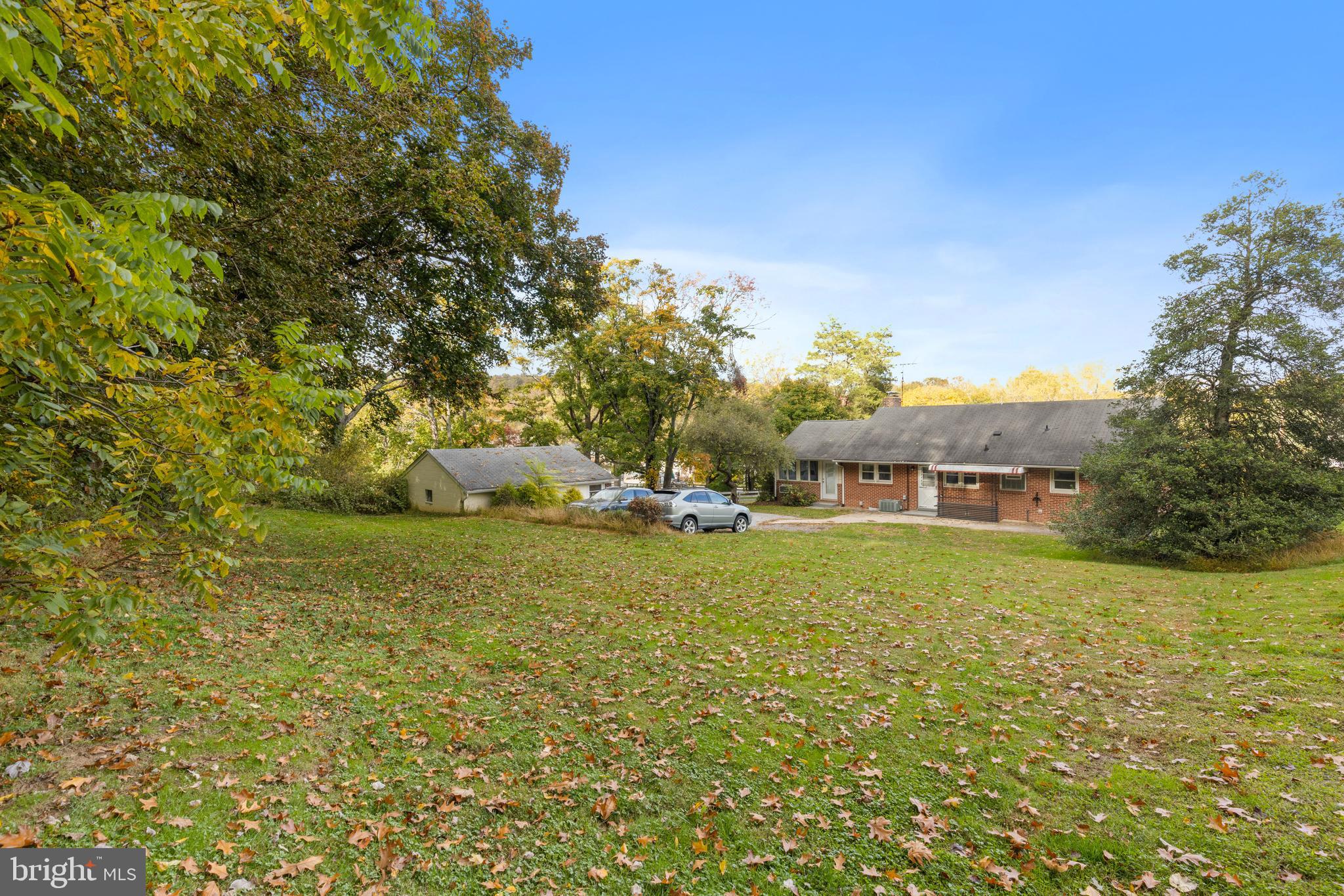 14914 Falls Road Reisterstown, MD 21136 - Photo 42 of 44 Large rear yard