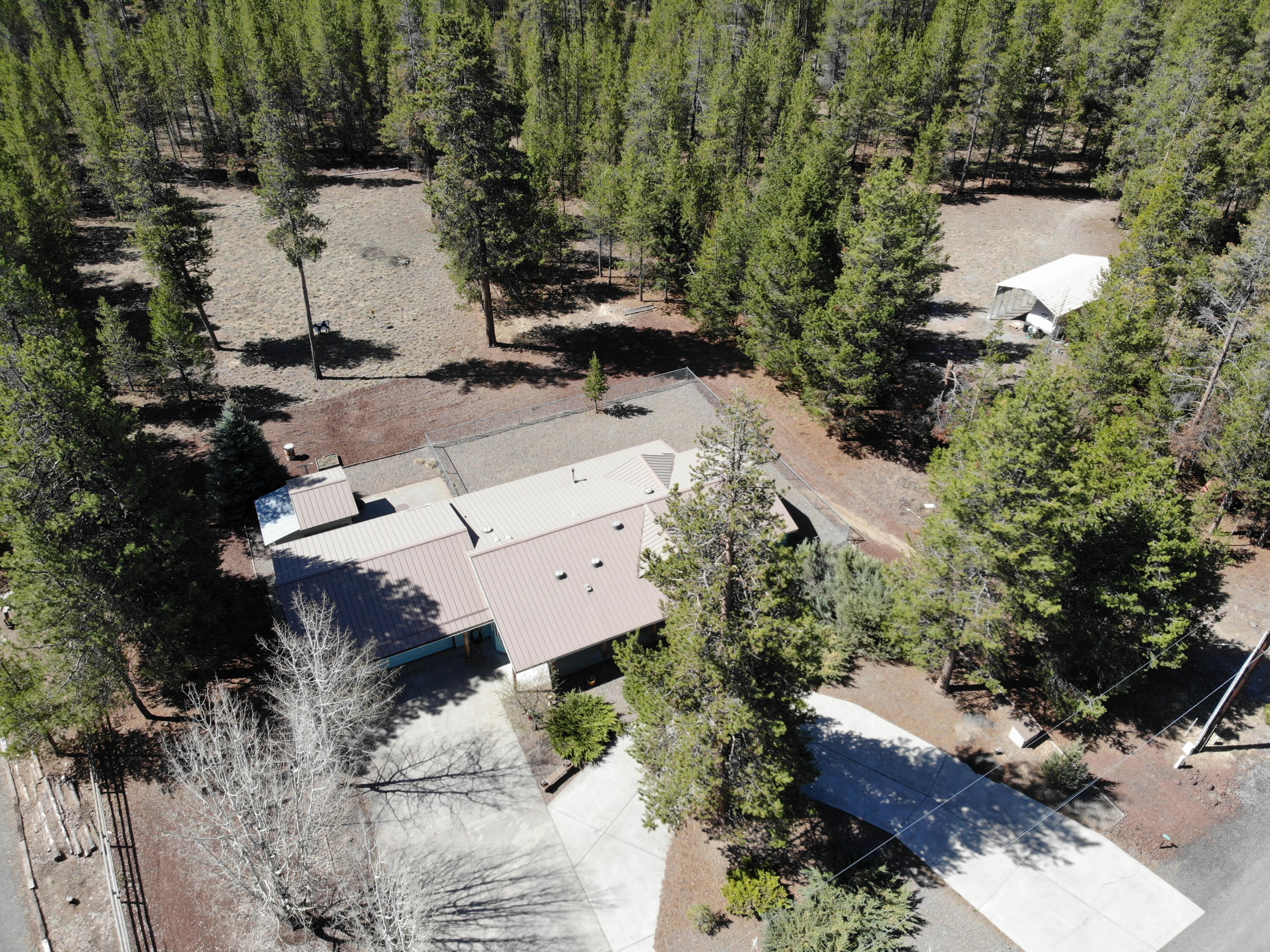 16213 Hawks Lair Road La Pine, OR 97739 - Photo 33 of 39 DJI_0225