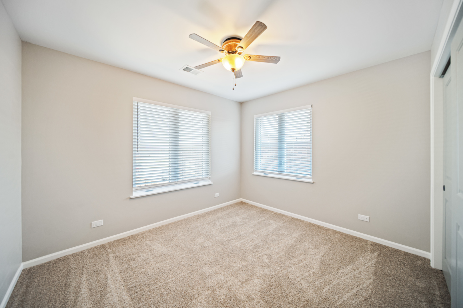 5 South Virginia Road, Unit 6 Crystal Lake, IL 60014 - Photo 8 of 16