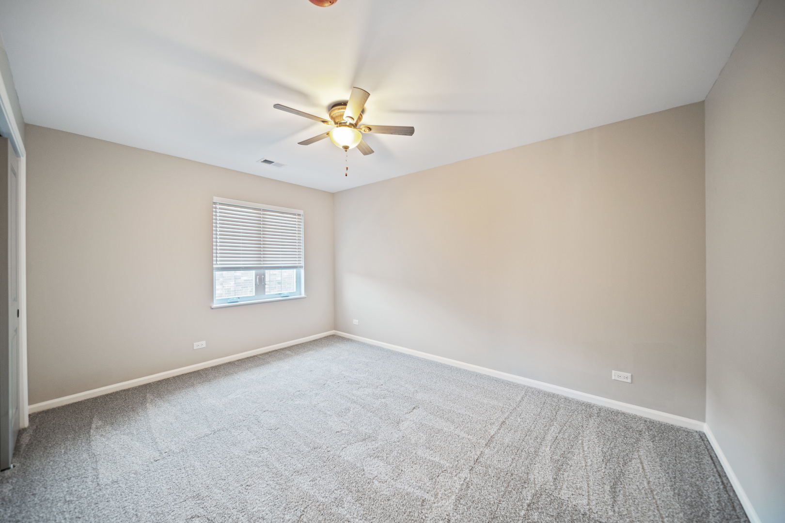 5 South Virginia Road, Unit 6 Crystal Lake, IL 60014 - Photo 9 of 16