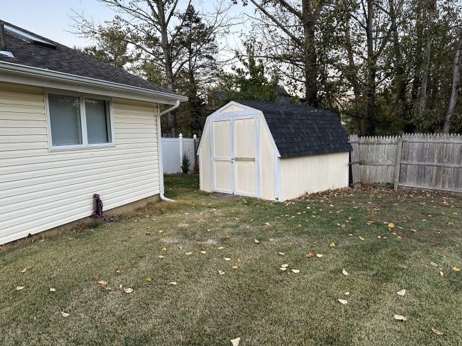 655 Elton Adelphia Road Freehold, NJ 07728 - Photo 8 of 39