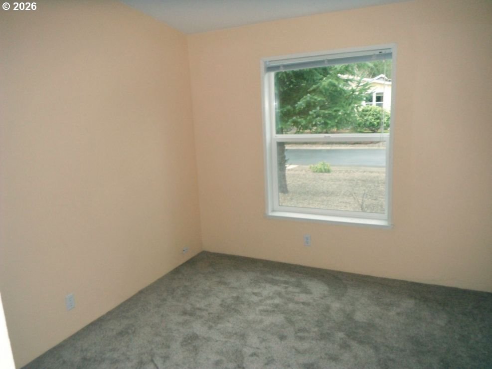 472 Sherwood Loop Florence, OR 97439 - Photo 18 of 24