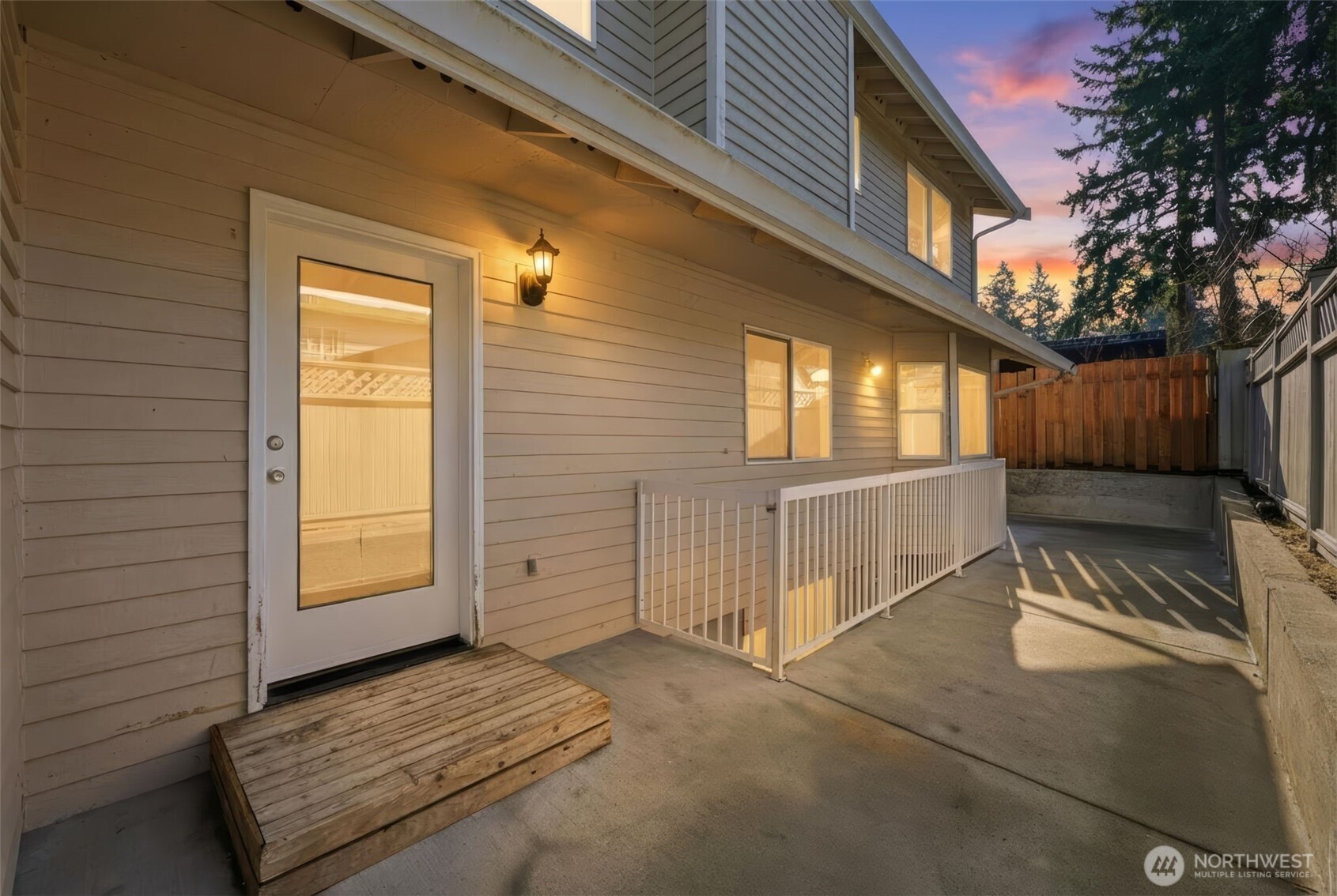 15931 22nd Avenue Southwest Burien, WA 98166 - Photo 32 of 40