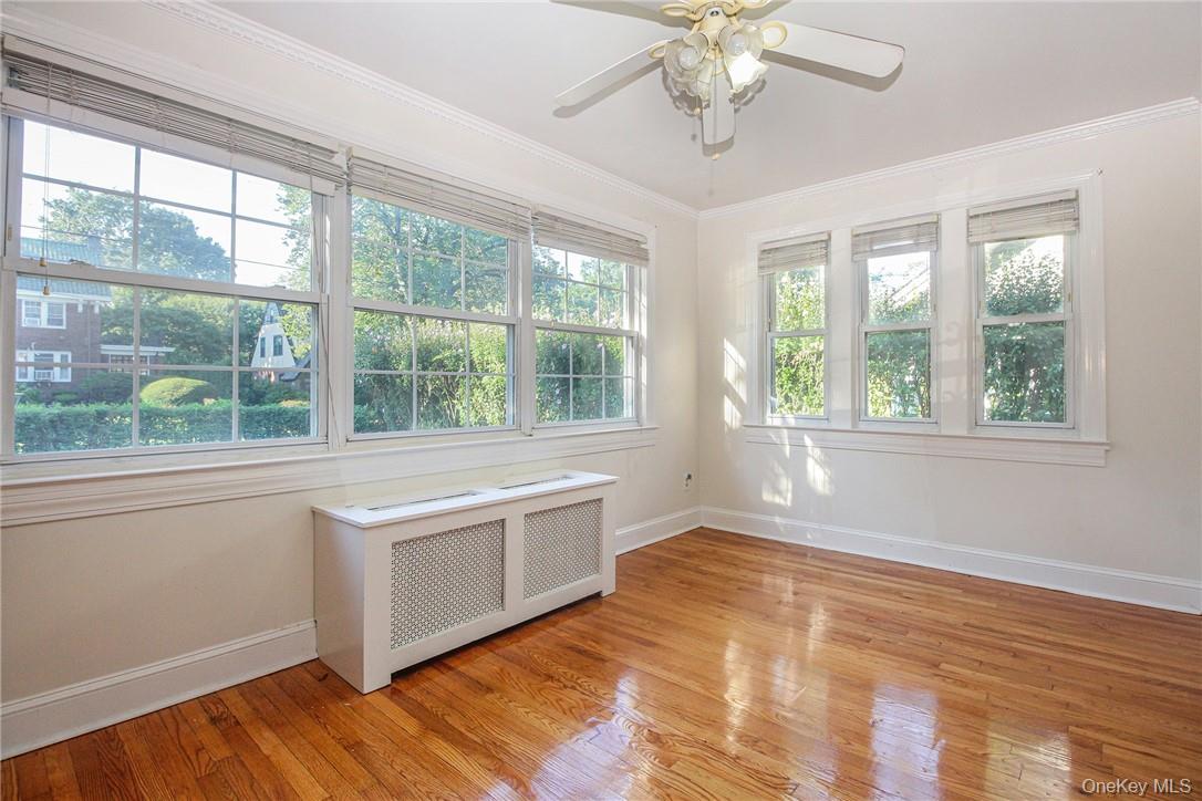 237 Coligni Avenue New Rochelle, NY 10801 - Photo 3 of 33 Gallery Image 3