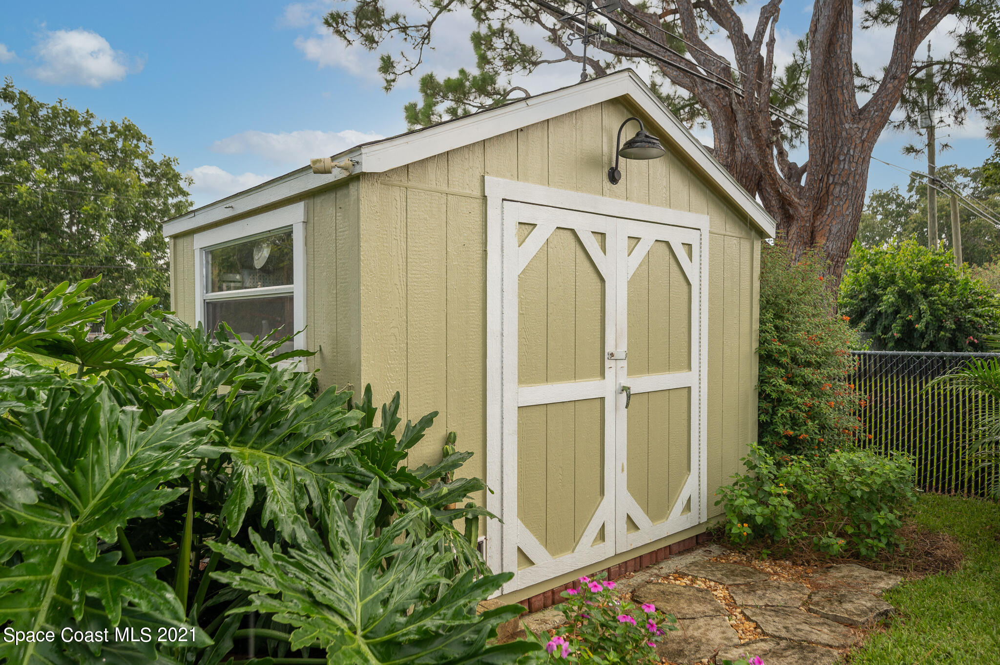 987 Kings Post Road Rockledge, FL 32955 - Photo 5 of 15 DSC_4191-Edit