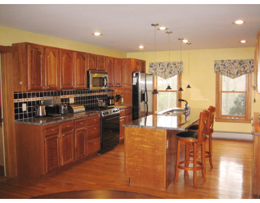 7 Flagg Road Westford, MA 01886 - Photo 8 of 25 Gallery Image 8